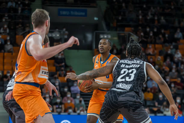 代足球管理 代足球管理